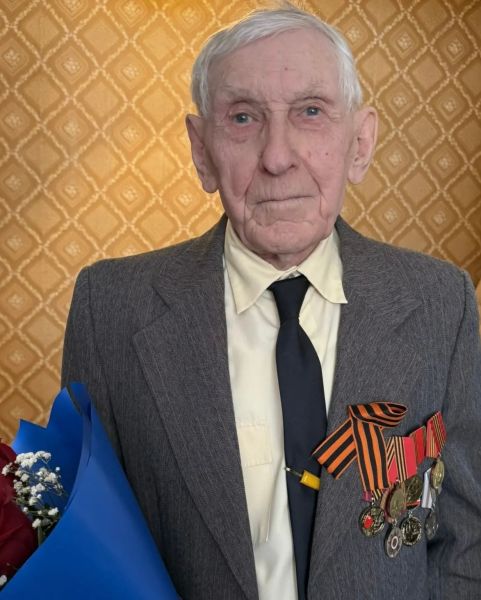 Челнинский ветеран отмечает свое 96-летие Челнинский ветеран отмечает свое 96-летие