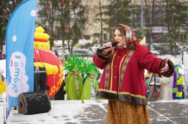 Гимн весне: в Набережных Челнах празднуют Широкую Масленицу Гимн весне: в Набережных Челнах празднуют Широкую Масленицу