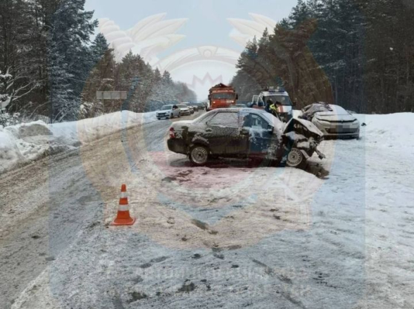 В Татарстане при обгоне в аварии умер пассажир и пострадал 14-летний ребенок