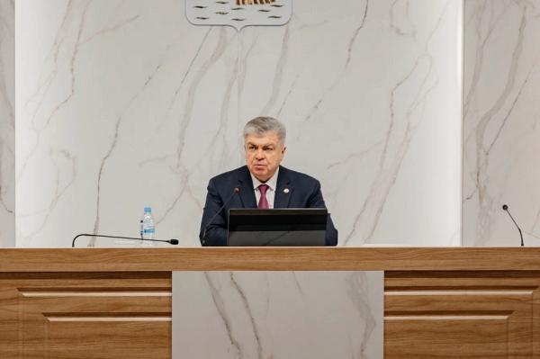 «Чем лучше дороги, тем опаснее ведут себя водители. Почти всегда причина – нарушение требований» «Чем лучше дороги, тем опаснее ведут себя водители. Почти всегда причина – нарушение требований»