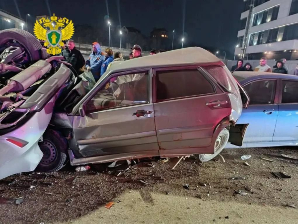 Врезались, перевернулись, зажглись: в Татарстане в аварии погибли три человека Врезались, перевернулись, зажглись: в Татарстане в аварии погибли три человека