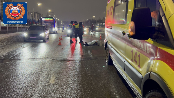 В Челнах после наезда машинки умер 72-летний пешеход В Челнах после наезда машинки умер 72-летний пешеход