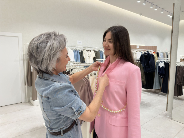 Стилист Лилия Давыдова: «Непонятная одежка осталась в прошедшем» Стилист Лилия Давыдова: «Непонятная одежка осталась в прошедшем»