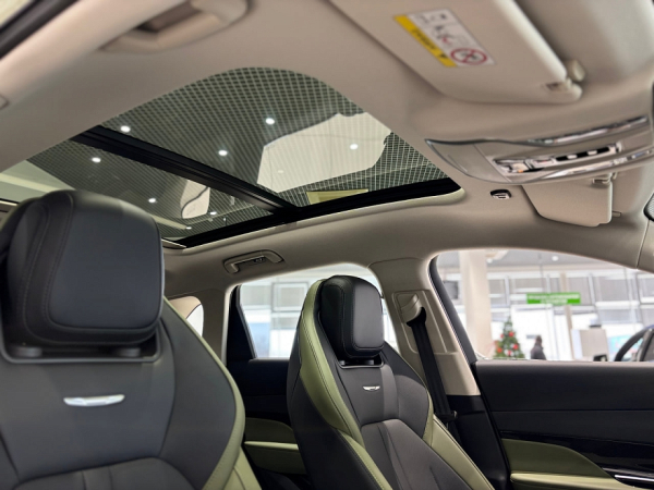 Красное Знамя премиума: почему HONGQI принуждает осуществить пересмотр восприятия о люксе Красное Знамя премиума: почему HONGQI принуждает осуществить пересмотр восприятия о люксе