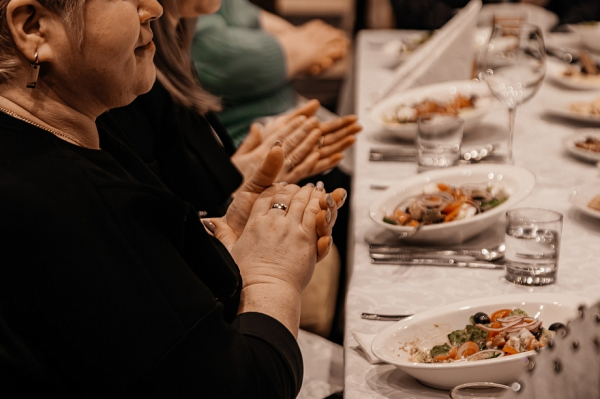 «Будучи на передовой, нам принципиально чувствовать поддержку родных, коллег, компании…» «Будучи на передовой, нам принципиально чувствовать поддержку родных, коллег, компании…»