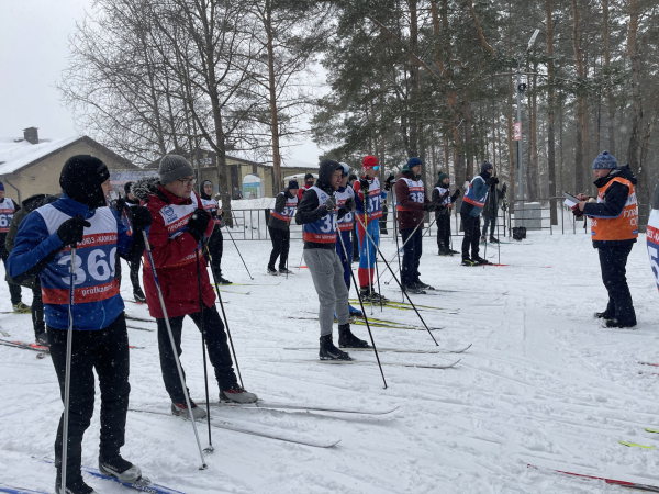 В парке «Прибрежный» Челнов прошла лыжная гонка с участием 300 камазовцев В парке «Прибрежный» Челнов прошла лыжная гонка с участием 300 камазовцев