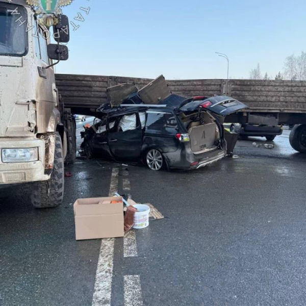 Залетели под прицеп: на дороге Челны &ndash; Альметьевск жертвами стали двое людей