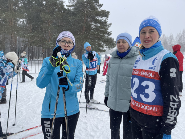 В парке «Прибрежный» Челнов прошла лыжная гонка с участием 300 камазовцев В парке «Прибрежный» Челнов прошла лыжная гонка с участием 300 камазовцев