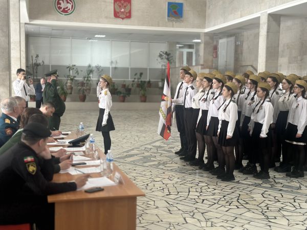 В Набережных Челнах дан старт смотру строя и песни В Набережных Челнах дан старт смотру строя и песни