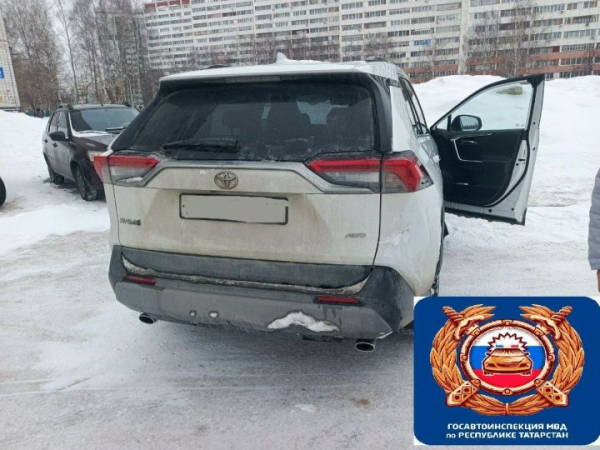 Между двумя иномарками: стали известны подробности ДТП с зажатым пешеходом