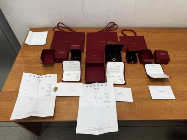 Таможня республики Татарстан задержала 28-летнюю даму с контрабандным золотом из Стамбула