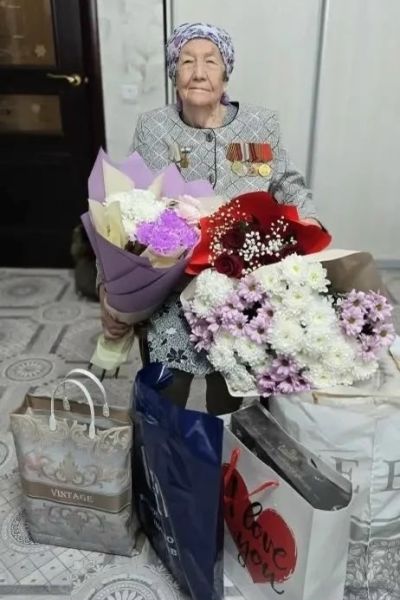 Ветеран Нира Галимьяновна Гайнетдиновова празднует 95‑летие Ветеран Нира Галимьяновна Гайнетдиновова празднует 95‑летие