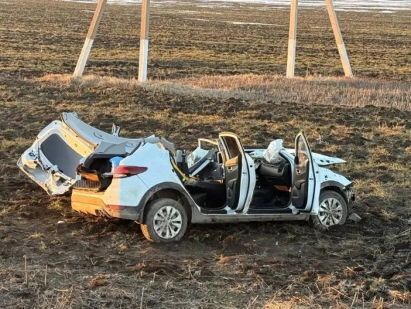 Не уступил при повороте: в аварии под Челнами пострадали шофер и пассажир Не уступил при повороте: в аварии под Челнами пострадали шофер и пассажир