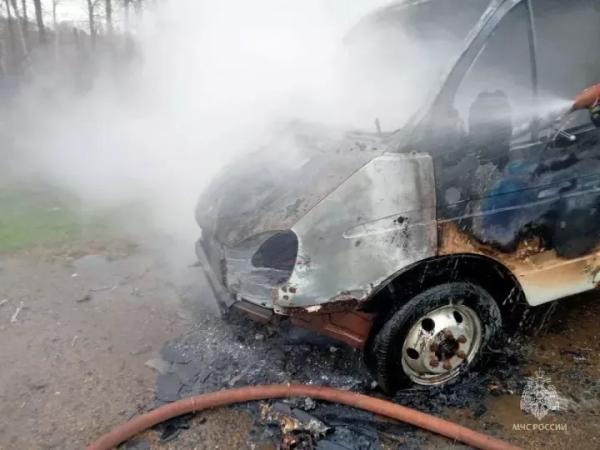 Разгорелась как спичка: в Татарстане на дороге загасили загоревшуюся &laquo;ГАЗель&raquo;