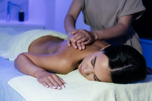 Притча в центре автограда: спа-клуб &laquo;Расстал&raquo; как полуостров элитного релакса