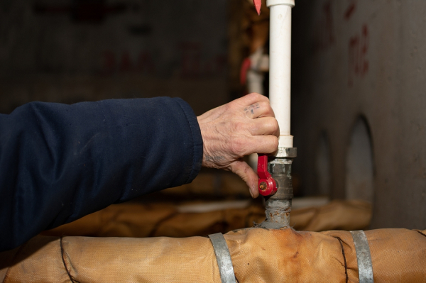 Миллионы на трубах: кто зарабатывает на ЖКХ автограда Миллионы на трубах: кто зарабатывает на ЖКХ автограда