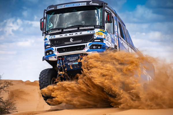 Дмитрий Сотников лидирует на &laquo;Золоте Кагана&raquo; после двух спецучастков