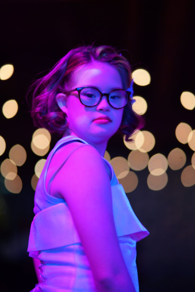 &laquo;Хрустальные принцессы&raquo;: в Челнах прошел показ мод в числе девченок-людей с ограниченными возможностями