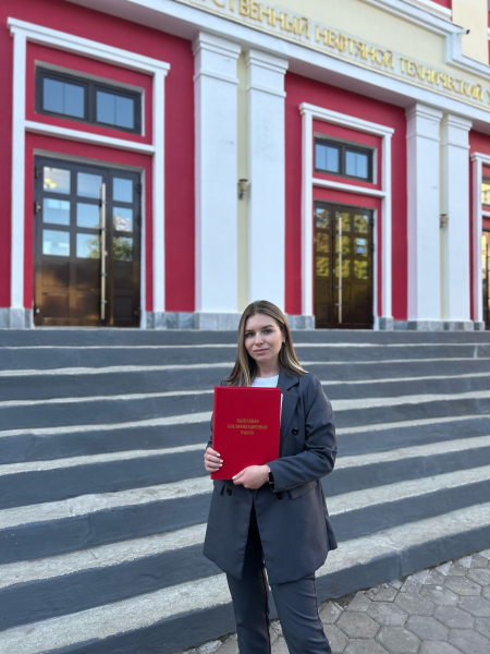 Успешные выпускники: &laquo;Не нужно бояться ЕГЭ. Это тест, а не конец света&raquo;
