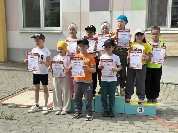 В Набережных Челнах дошкольники пробежали эстафету «Кросс-2026» В Набережных Челнах дошкольники пробежали эстафету «Кросс-2026»