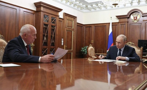 Путину доложили, что &laquo;КАМАЗ&raquo; поставит Москве 700 новых электробусов