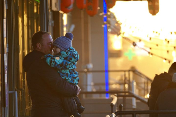 Родителям с тремя и более детьми автоматически оформят выплату Родителям с тремя и более детьми автоматически оформят выплату