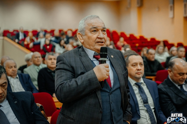 &laquo;Весь мир постепенно отходит от высотных домов. Со временем население будет смещаться к периферии, в поселки‑спутники&raquo;