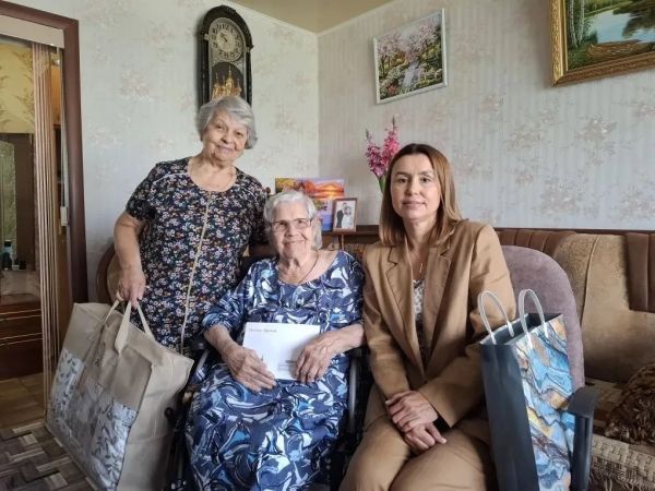 Труженик тыла Елизавета Егоровна Гранцева отмечает 97-летие Труженик тыла Елизавета Егоровна Гранцева отмечает 97-летие