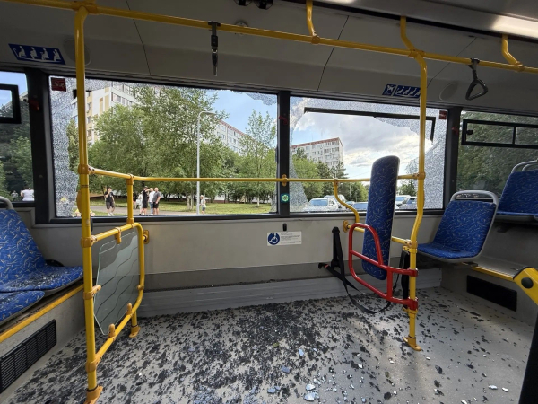 «Лобовуха» всмятку: в Челнах автобус попал в ДТП с легковым автомобилем «Лобовуха» всмятку: в Челнах автобус попал в ДТП с легковым автомобилем