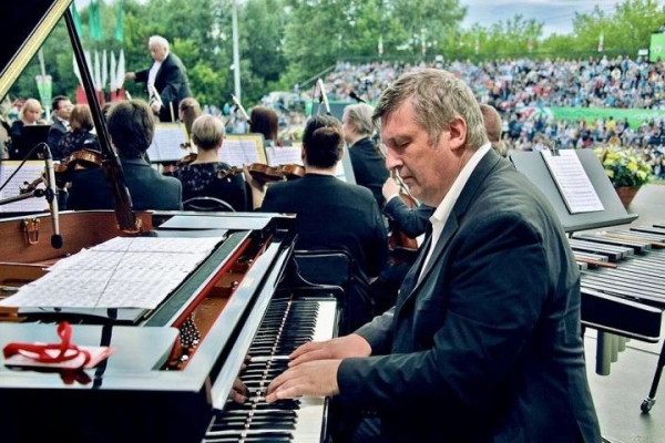 Как из Челнов попасть на фестиваль  Березовского в Елабуге