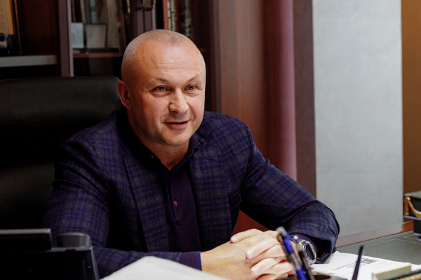 «Если говорить о бизнесе и спорте, то речь идет об огромных суммах. В основном это люди, которые раньше сами занимались...» «Если говорить о бизнесе и спорте, то речь идет об огромных суммах. В основном это люди, которые раньше сами занимались...»