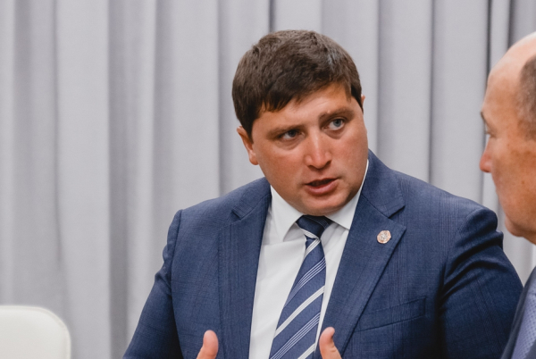&laquo;Нәрсәгә кирәк так лететь? Видно же &ndash; пешеходный переход. Нәрсә эшлиләр?!&raquo;