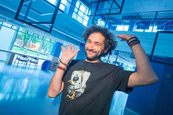 Олег Киньзягулов: «За пять лет были разные провокации, но мы отстояли театр» Олег Киньзягулов: «За пять лет были разные провокации, но мы отстояли театр»