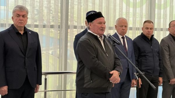 Набережные Челны простились с первым председателем городского суда Радиком Хамитовым Набережные Челны простились с первым председателем городского суда Радиком Хамитовым