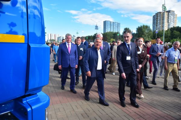 Как Набережные Челны отметили двойной юбилей (фоторепортаж) 