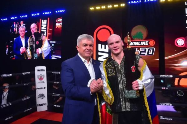 Кубок мэра по боксу завоевал челнинец Сергей Сергеев 
