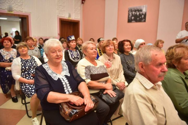 Учиться никогда не поздно: в Челнах открыл сезон университет для пенсионеров