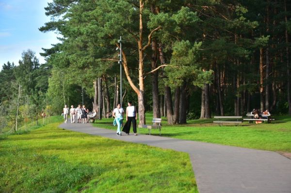 Как изменился парк Прибрежный: марафон благоустройства завершен Как изменился парк Прибрежный: марафон благоустройства завершен