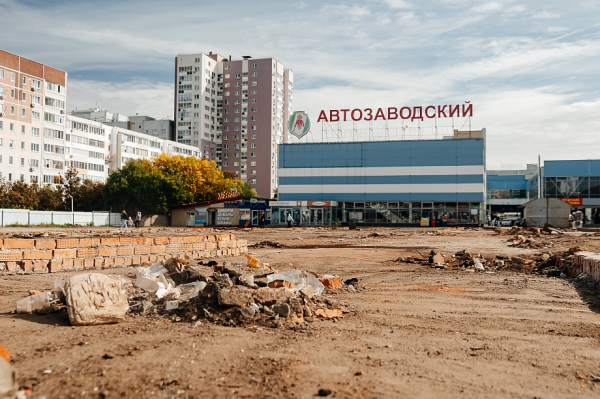 &laquo;Люди созрели: кто-то ушел в ТЦ, кто-то &ndash; в торговую галерею. Реконструкция будет, у нас есть проекты и желание&raquo;