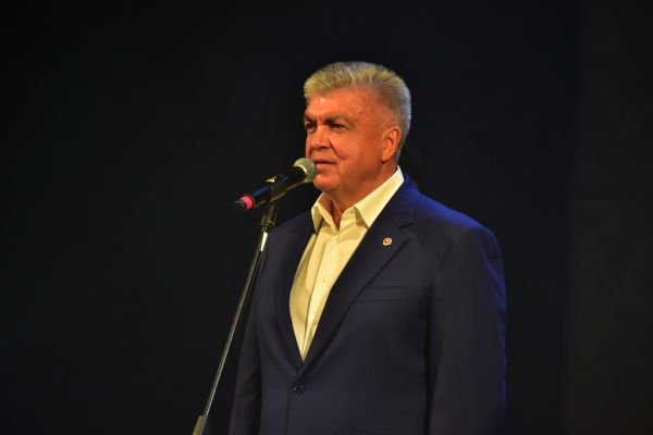 Зрители высоко оценили спектакль &laquo;Люди города Н&raquo; об истории Набережных Челнов 