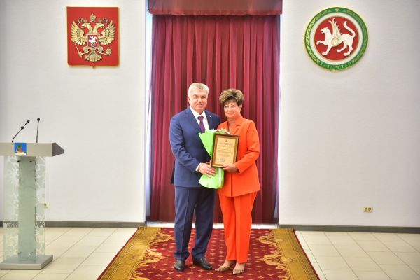 Наиль Магдеев вручил награды лучшим машиностроителям 
