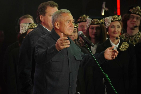 Минниханов поблагодарил жителей Татарстана за успешные выборы Минниханов поблагодарил жителей Татарстана за успешные выборы
