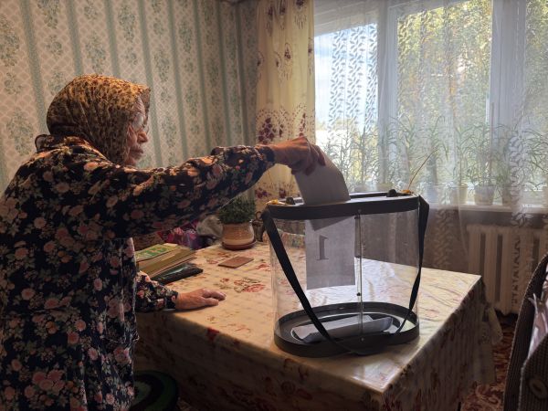 Ветеран Халиса Багаутдинова отмечает 94-летие Ветеран Халиса Багаутдинова отмечает 94-летие