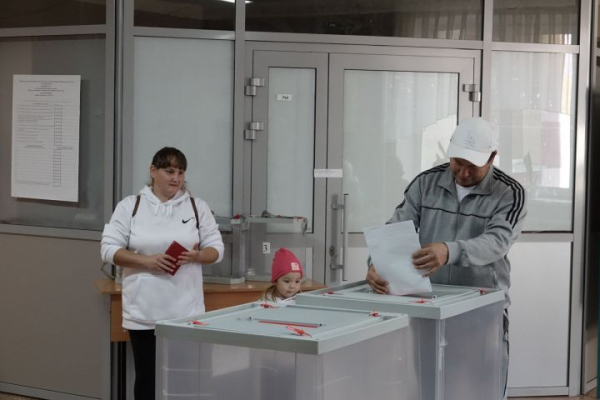 «Челнинцы проявили хорошую активность»: второй день выборов в самом разгаре «Челнинцы проявили хорошую активность»: второй день выборов в самом разгаре