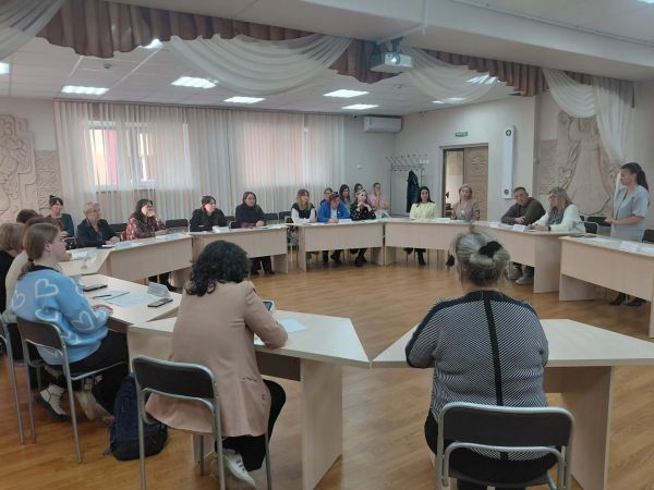 В Набережных Челнах обсудили поддержку студентов-сирот из колледжей В Набережных Челнах обсудили поддержку студентов-сирот из колледжей