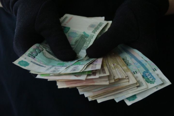 За сентябрь мошенники похитили у жителей Татарстана полмиллиарда рублей За сентябрь мошенники похитили у жителей Татарстана полмиллиарда рублей