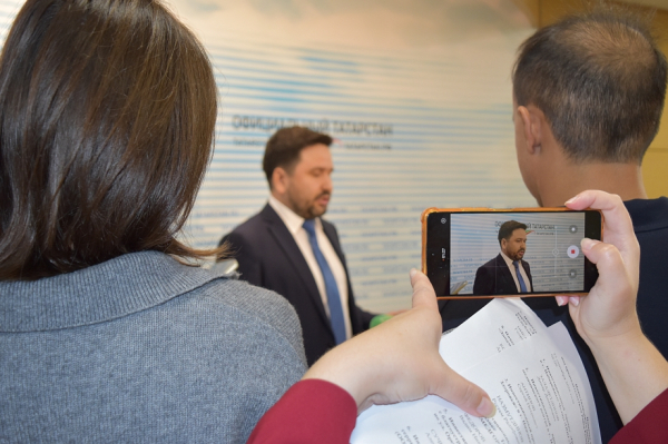 &laquo;Нельзя бесконечно перекладывать все подорожание на пациента, но и работать без средств невозможно&raquo;
