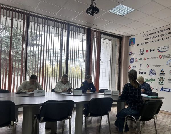 В Исполкоме разобрали случаи зарплат ниже МРОТ и долгов по НДФЛ В Исполкоме разобрали случаи зарплат ниже МРОТ и долгов по НДФЛ