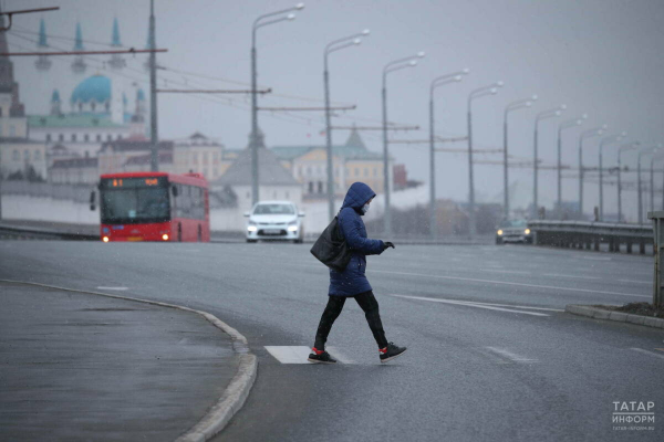 МЧС предупредило о сильном ветре и гололедице 4 октября в Татарстане МЧС предупредило о сильном ветре и гололедице 4 октября в Татарстане