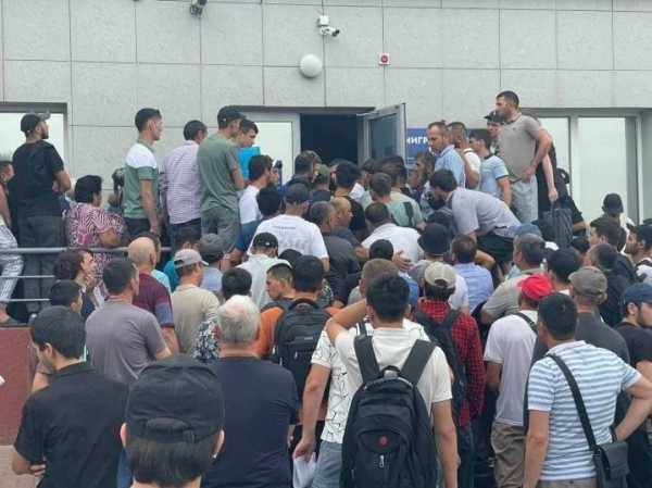 В Челнах раскрыли преступную группу, за взятки оформлявшую мигрантам патенты В Челнах раскрыли преступную группу, за взятки оформлявшую мигрантам патенты